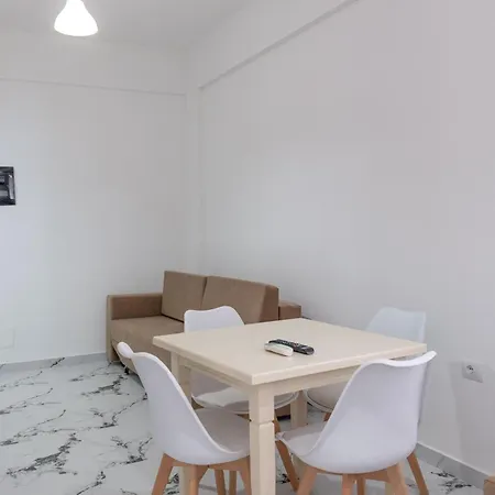 Twins Apartment *
