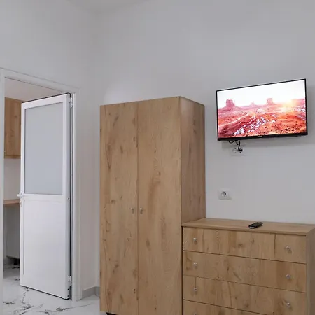 Apartment Twins